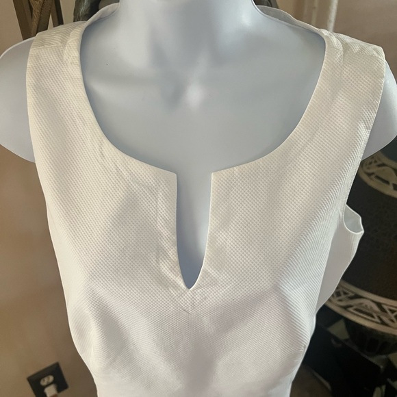 ANN TAYLOR Factory Select White Sleeveless Cotton Round Open V Neck Top - Picture 3 of 14